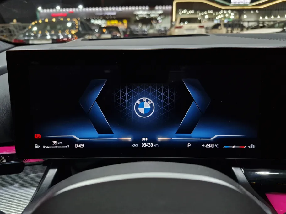 بي ام دبليو الفئة الخامسة 520i 2025 