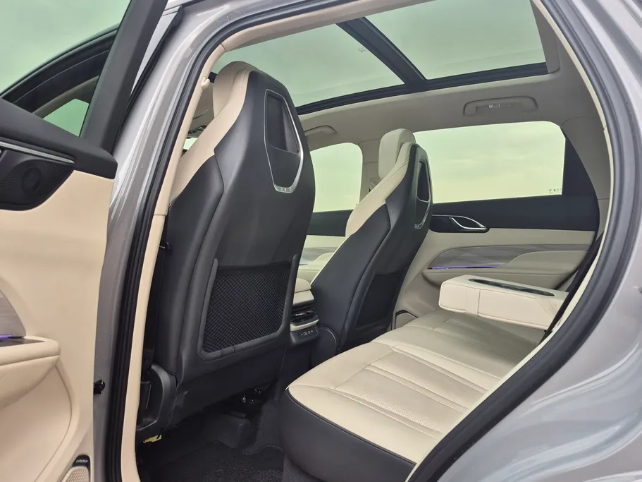 هونشي HS3 Flagship Two Tone 2024 