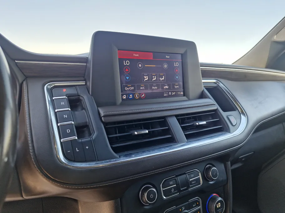 2023 Chevrolet Suburban LS 