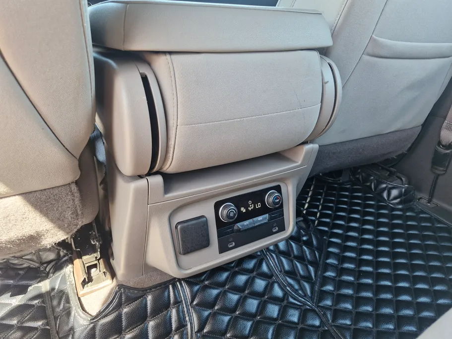 2023 Chevrolet Suburban LS 