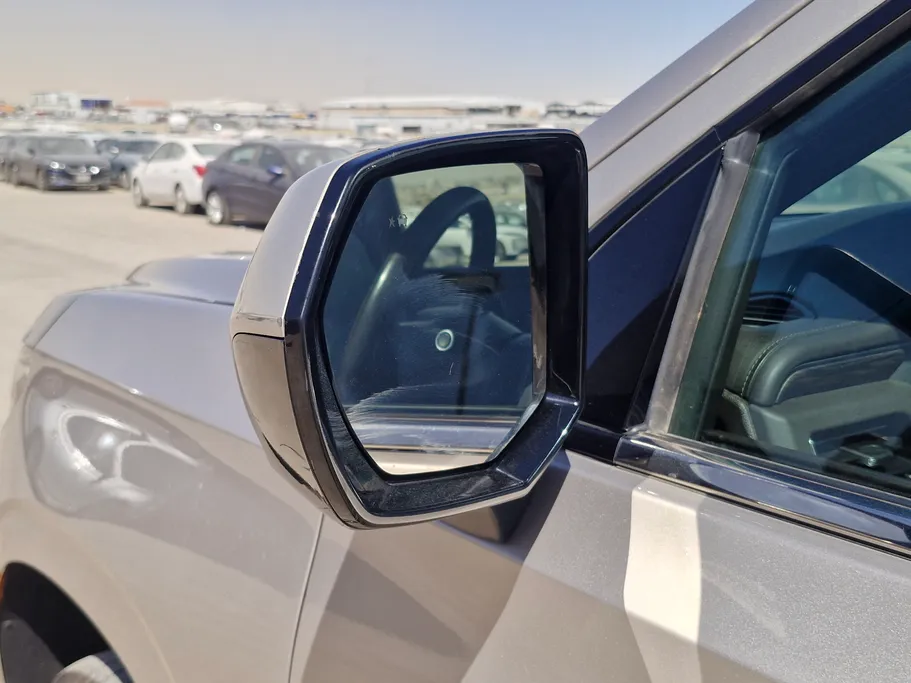 2023 Chevrolet Suburban LS 