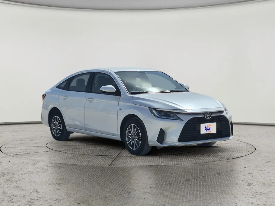 2023 Toyota Yaris  Y 