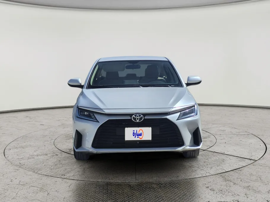 2023 Toyota Yaris  Y 