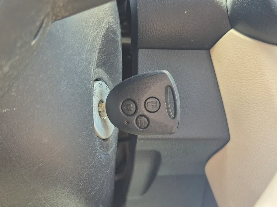 تويوتا يارس Y 2023 