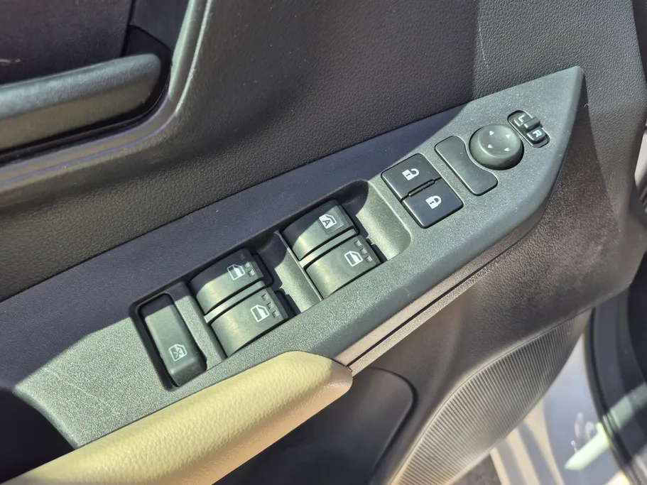 تويوتا يارس Y 2023 