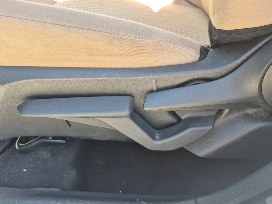 تويوتا يارس Y 2023 