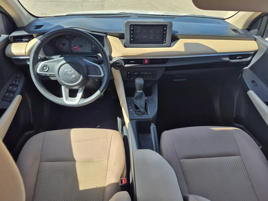 تويوتا يارس Y 2023 