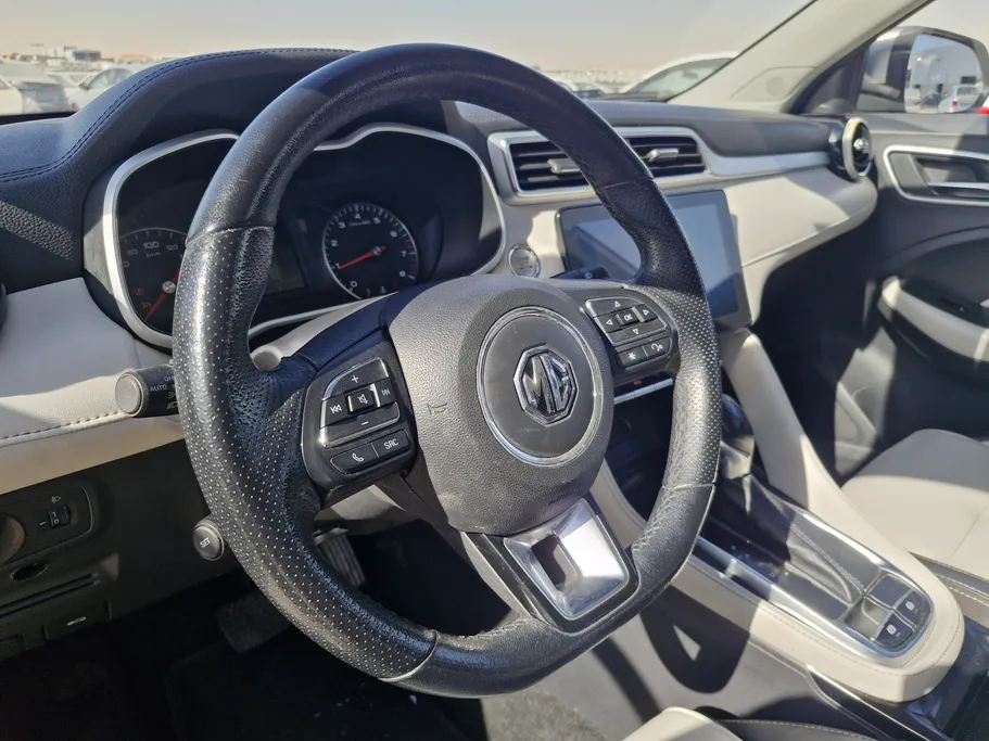 ام جي ZS LUX 2023 