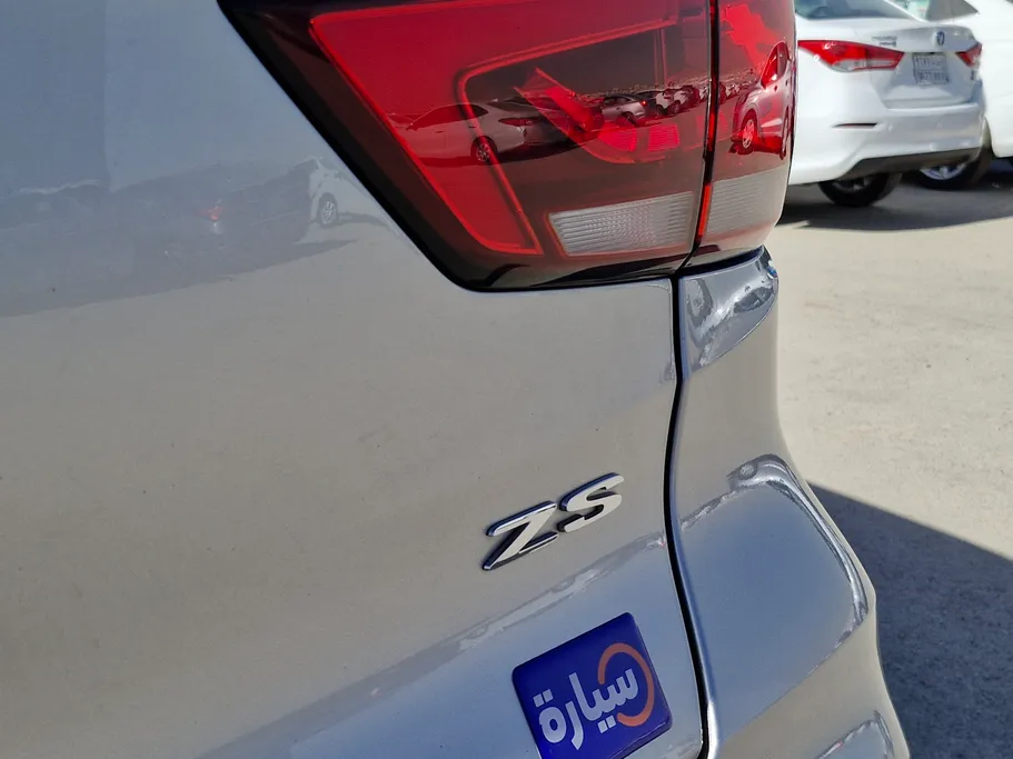 ام جي ZS LUX 2023 