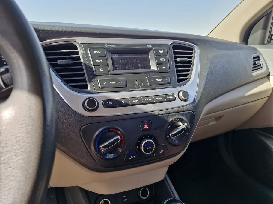 2021 Hyundai Accent Smart 