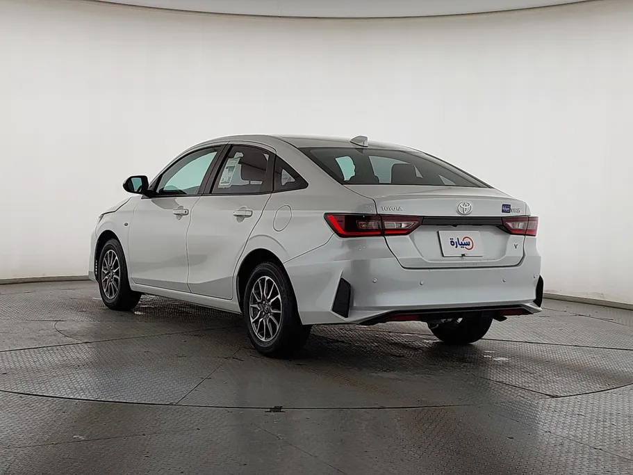 تويوتا يارس Y 2024 