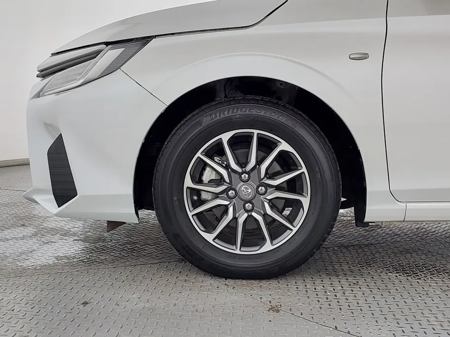 تويوتا يارس Y 2024 