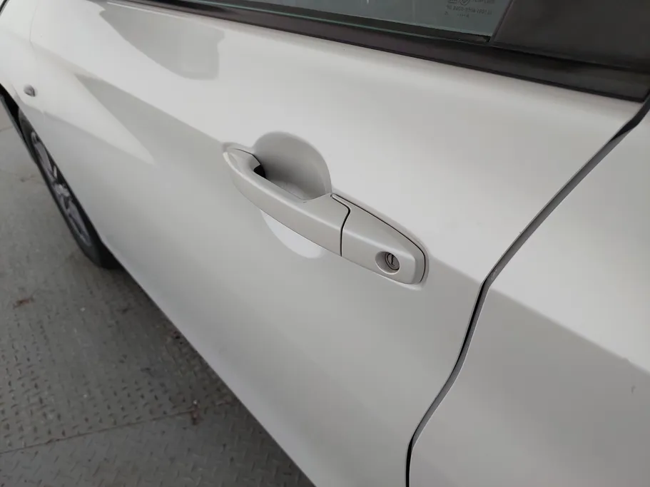 تويوتا يارس Y 2024 