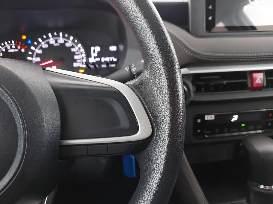 تويوتا يارس Y 2024 