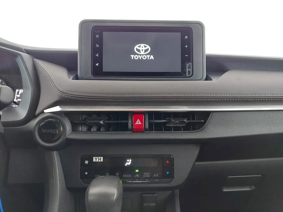 تويوتا يارس Y 2024 