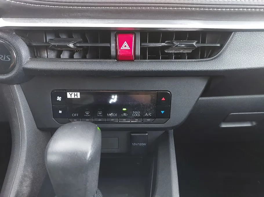 تويوتا يارس Y 2024 