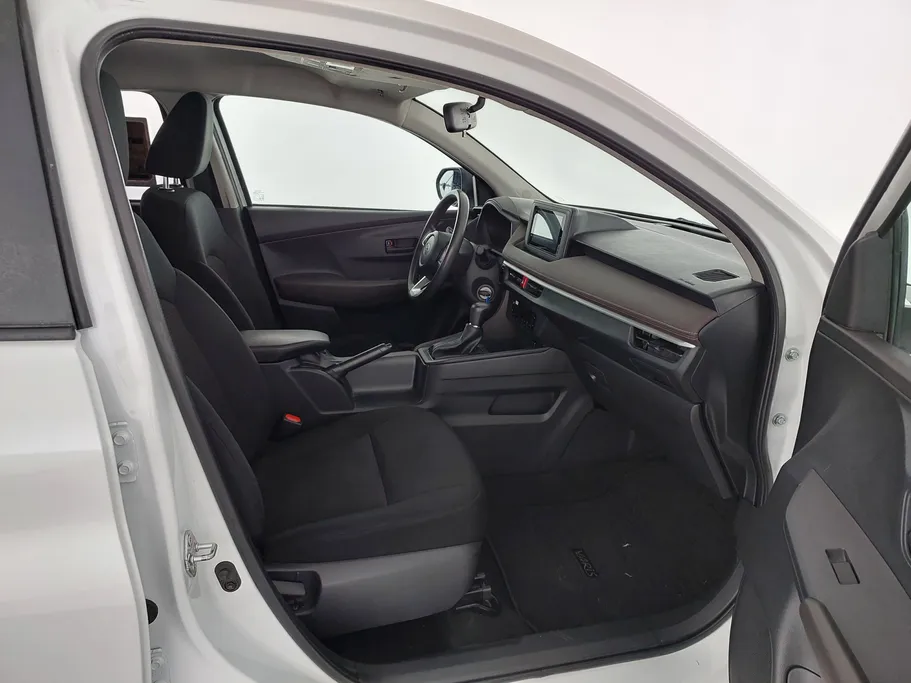 تويوتا يارس Y 2024 