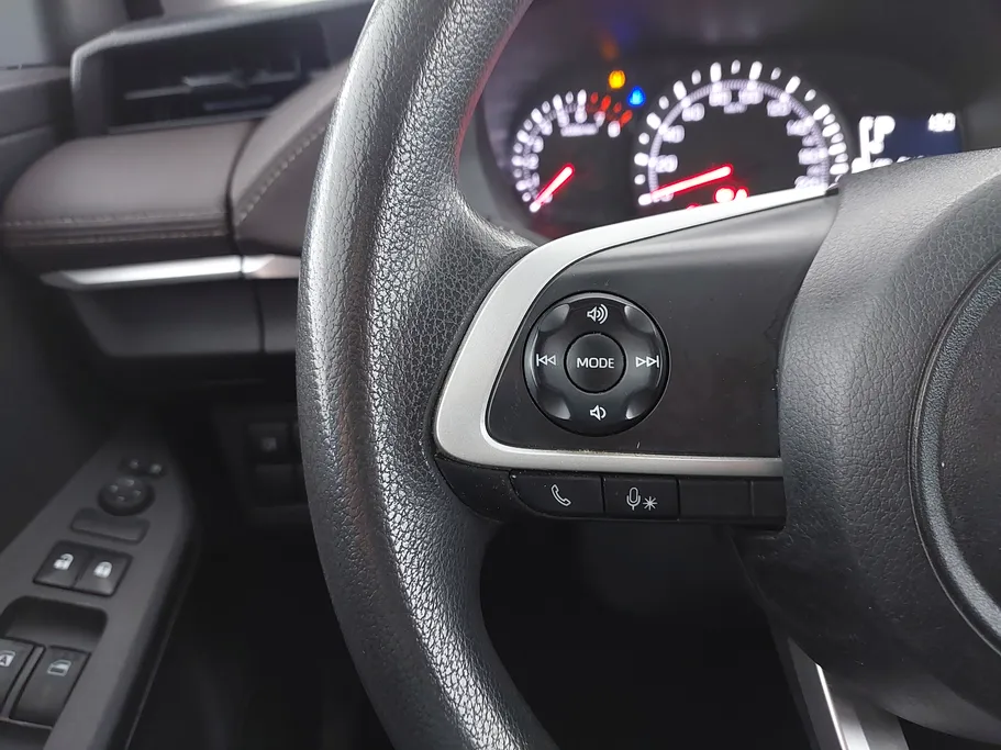 تويوتا يارس Y 2024 