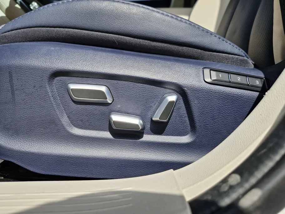 2024 Hongqi H5 Flagship 