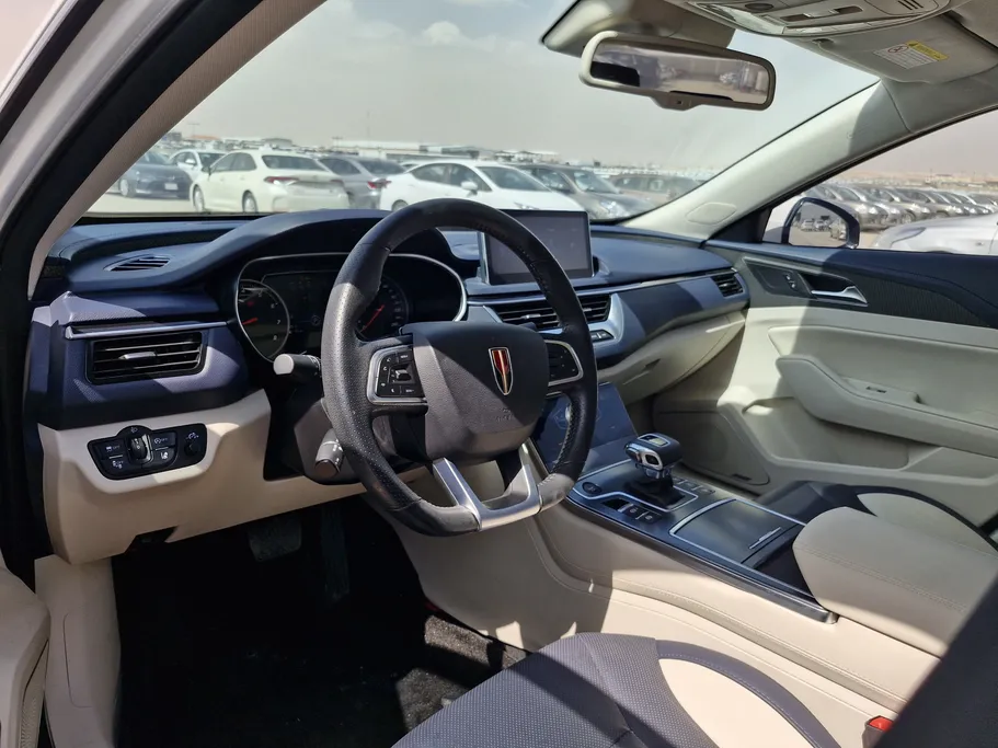 2024 Hongqi H5 Flagship 