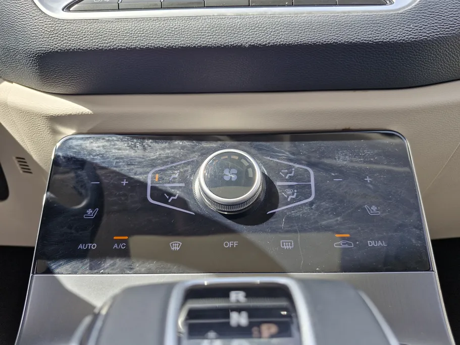 2024 Hongqi H5 Flagship 