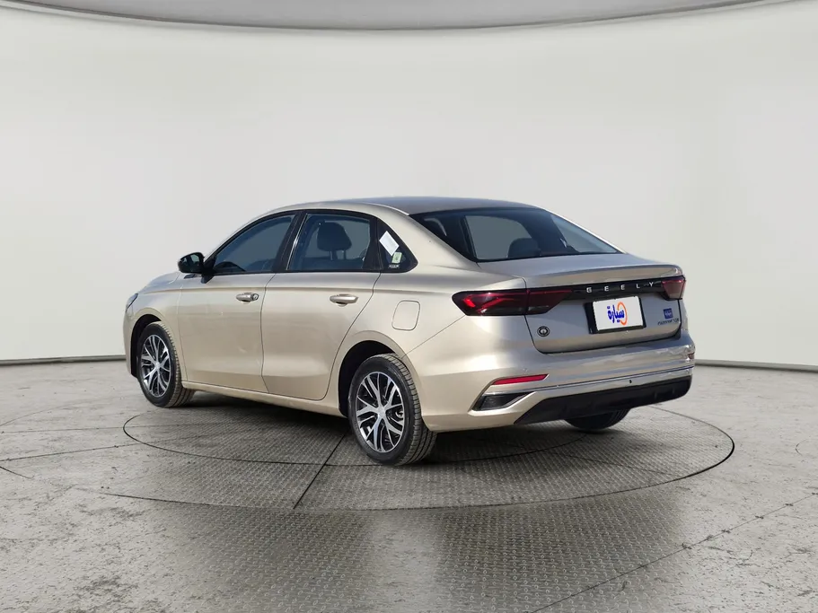 جيلي امجراند GS 2024 