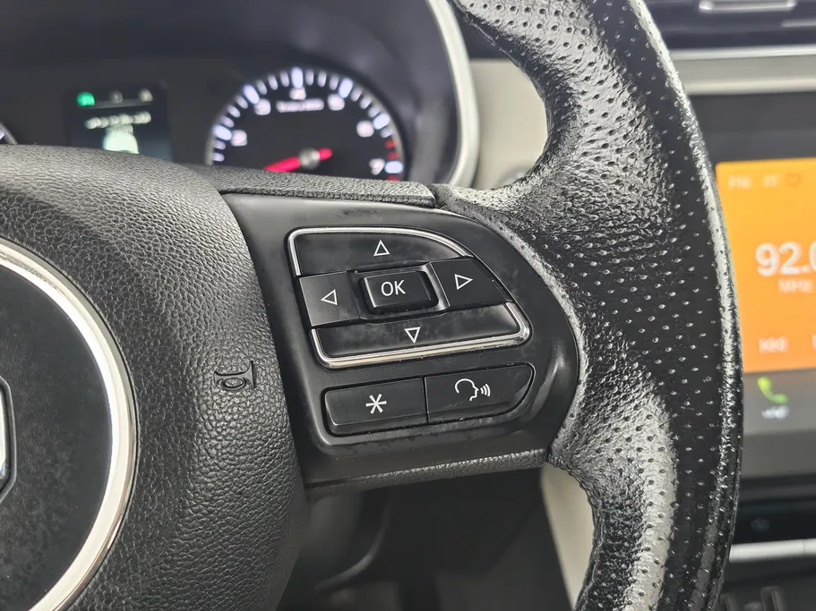 ام جي ZS LUX 2023 