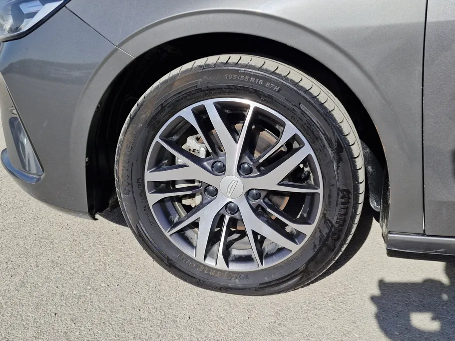 جيلي امجراند GS 2024 