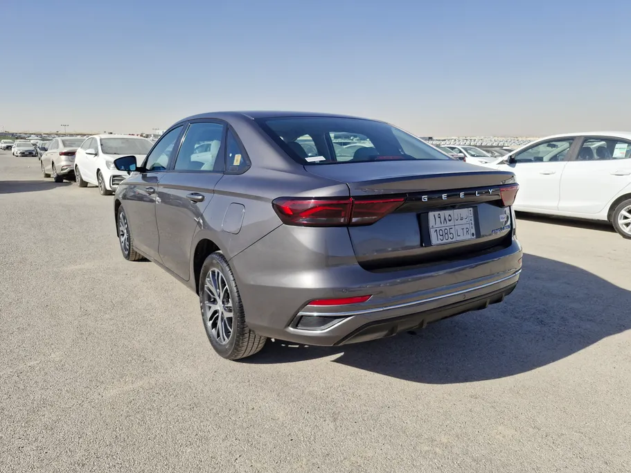 جيلي امجراند GS 2024 