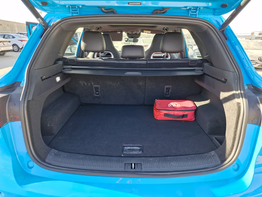 ام جي HS LUX 2024 