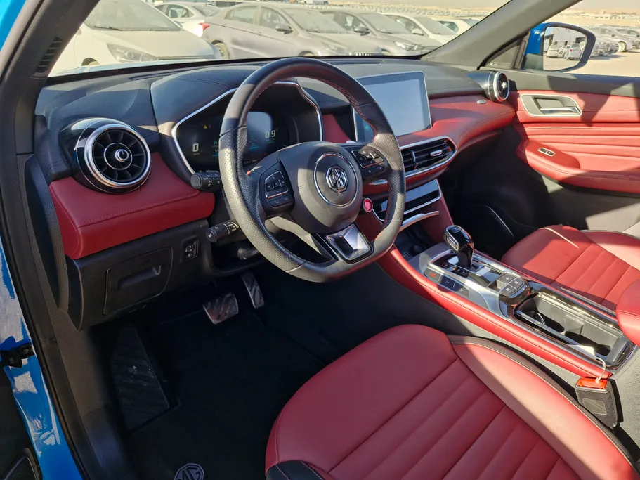 ام جي HS LUX 2024 