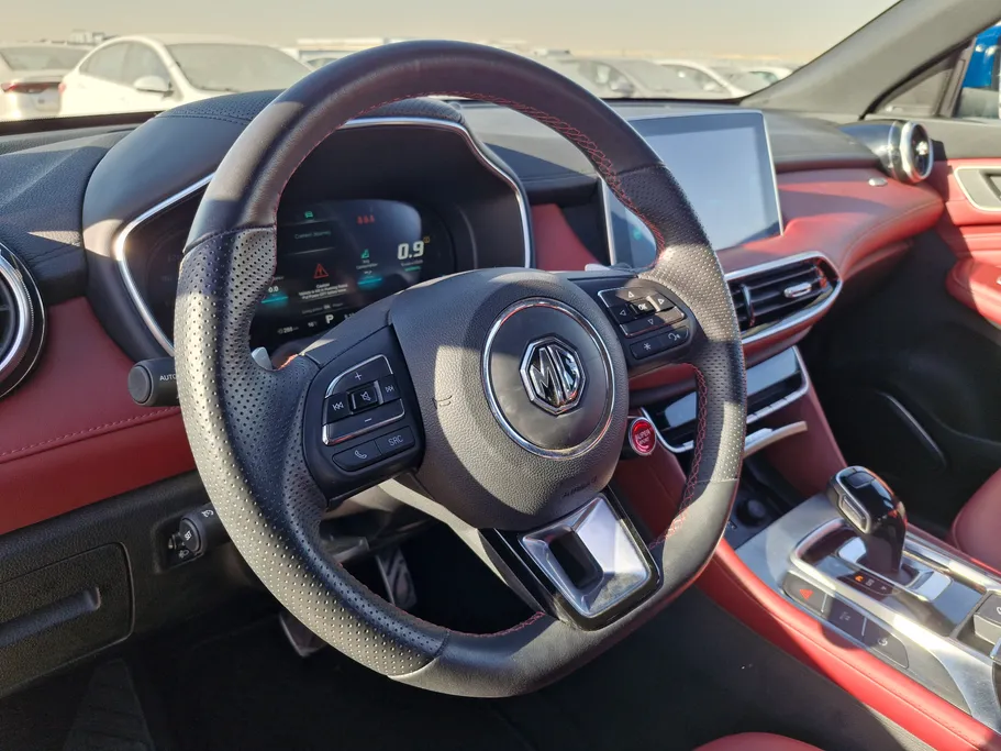 ام جي HS LUX 2024 