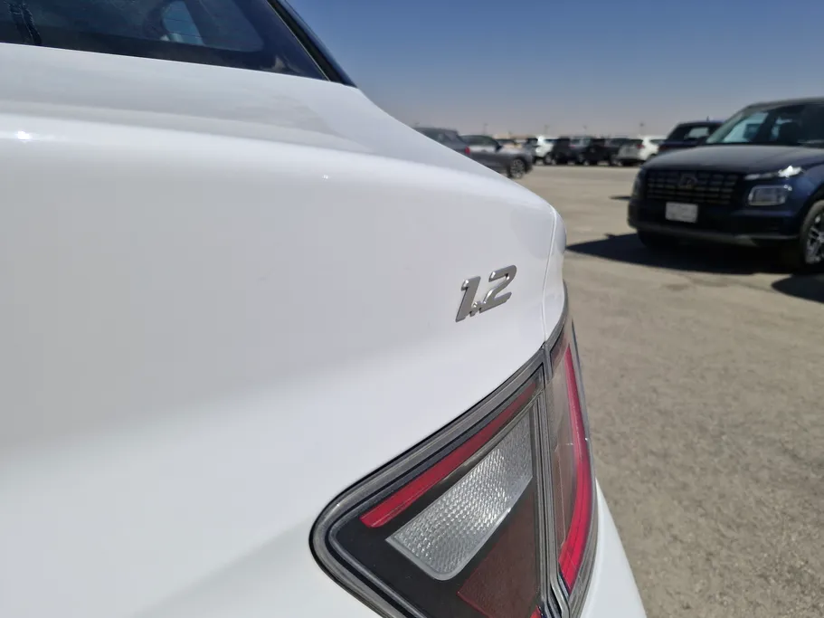 هيونداي Grand i10 فلييت 2024 