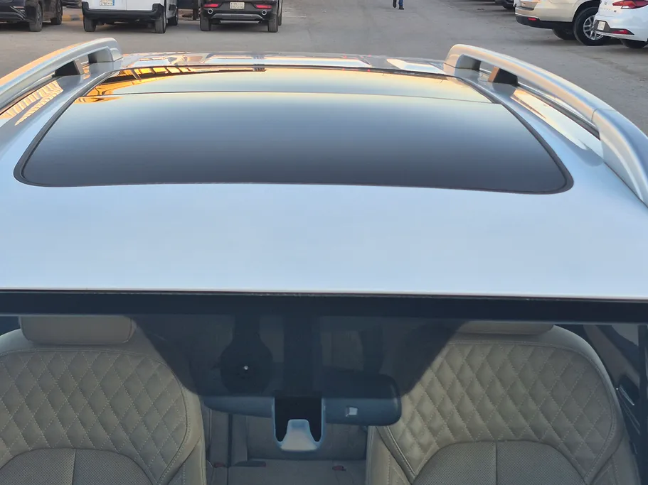 ام جي RX8 LUX 2024 