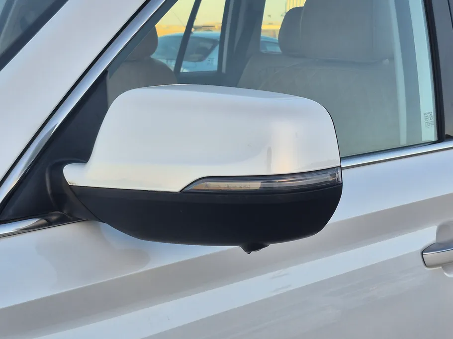 ام جي RX8 LUX 2024 