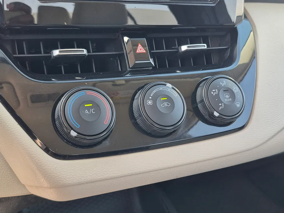 تويوتا كورولا XLI 2024 