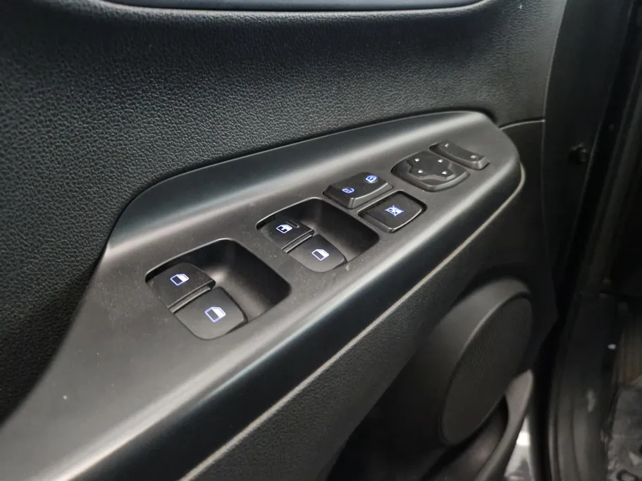 2022 Hyundai Kona SMART 