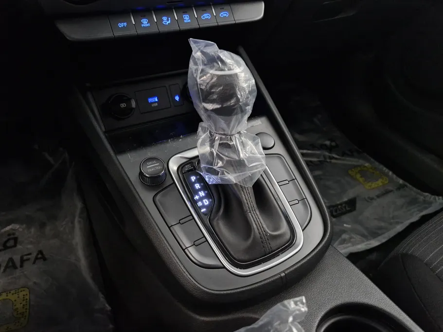 2022 Hyundai Kona SMART 