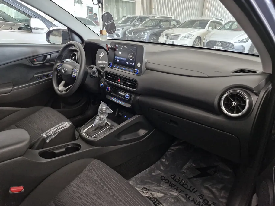 2022 Hyundai Kona SMART 