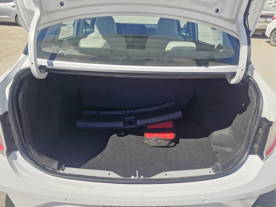 هيونداي Grand i10 فلييت 2024 