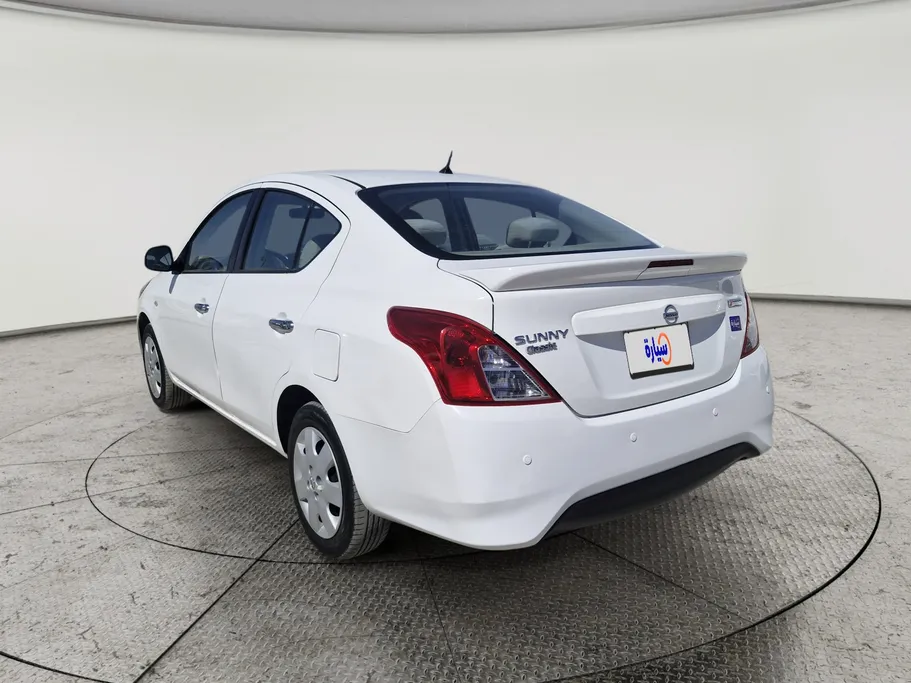 2022 Nissan Sunny Classic 