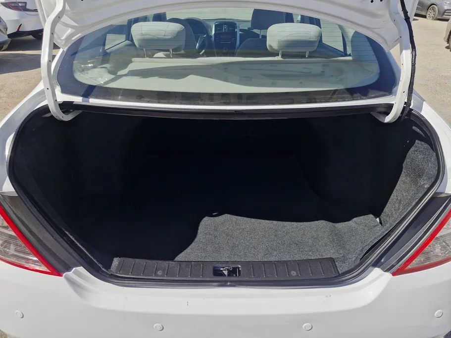 2022 Nissan Sunny Classic 