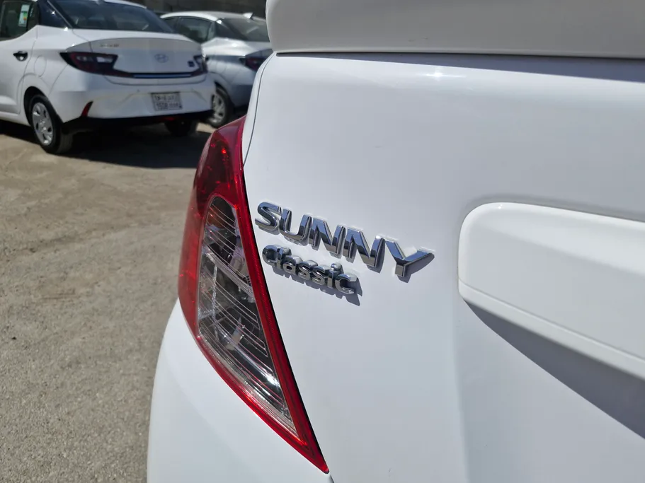 2022 Nissan Sunny Classic 