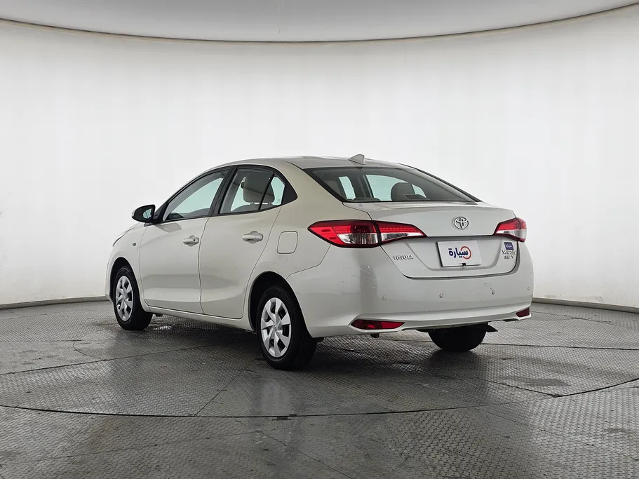 2019 Toyota Yaris  Y 