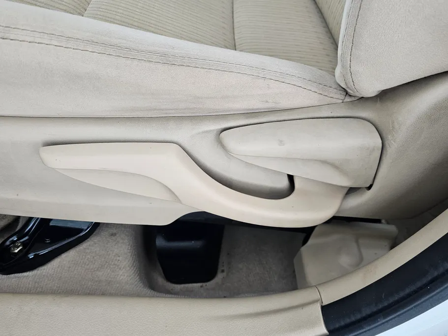 2019 Toyota Yaris  Y 