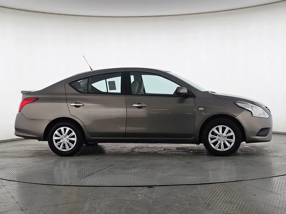 2021 Nissan Sunny Classic 