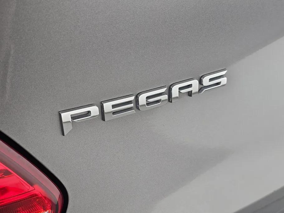 2022 Kia Pegas LX 