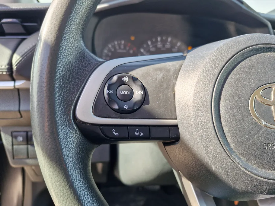 تويوتا يارس Y 2024 