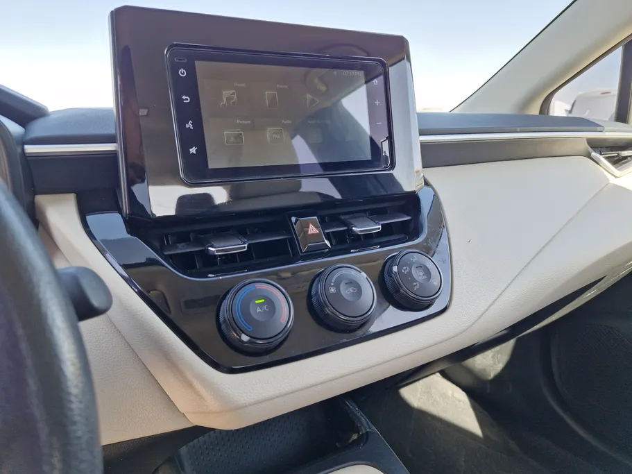 تويوتا كورولا XLI 2022 