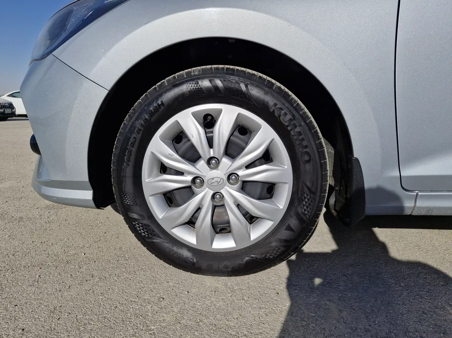 2023 Hyundai Accent Smart 